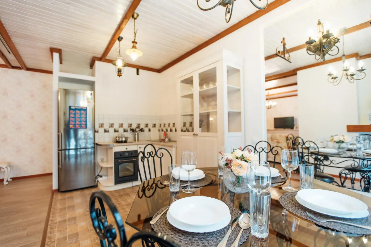 Апартаменты на переулке Суворова