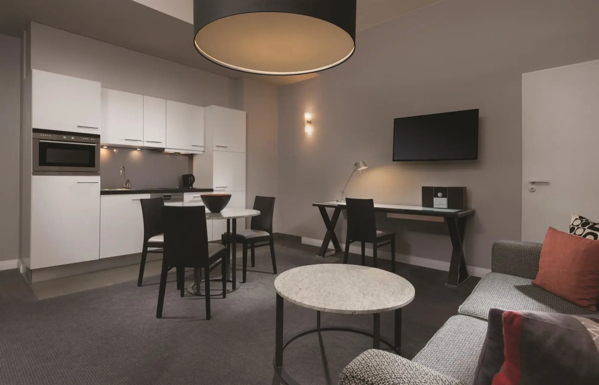 Adina Apartment Hotel Berlin CheckPoint Charlie