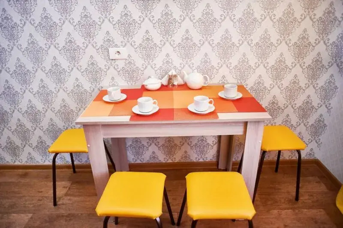 Апартаменты Пять Звезд  на пр-те Ленина, д. 135/2