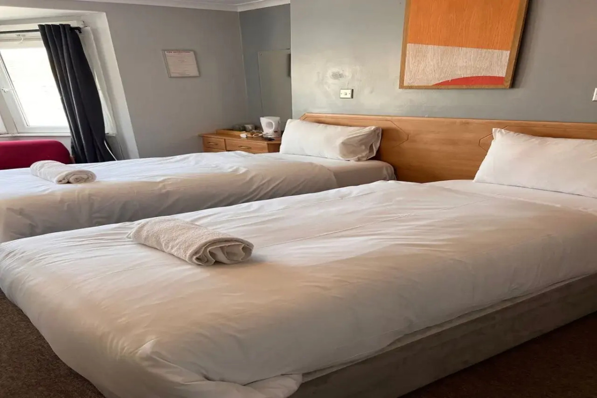 Gullivers Hotel - B&B