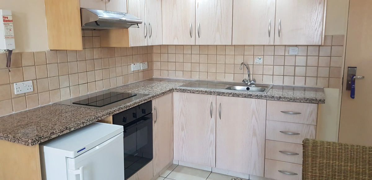 Senator Hotel Apartments - Adults Only