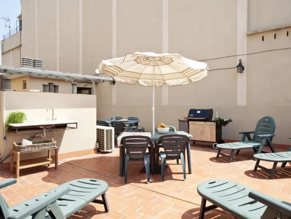 AinB Eixample Entenza Apartments