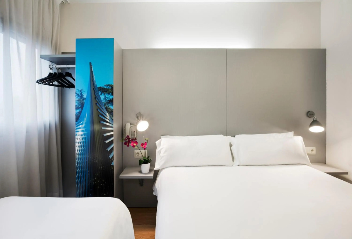 B&B Hotel Girona 2
