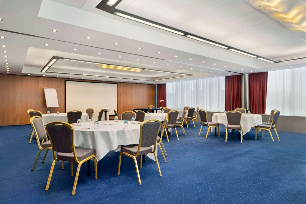 Ramada Encore by Wyndham Geneva