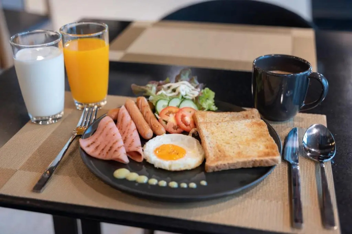 12 The Residence Hotel