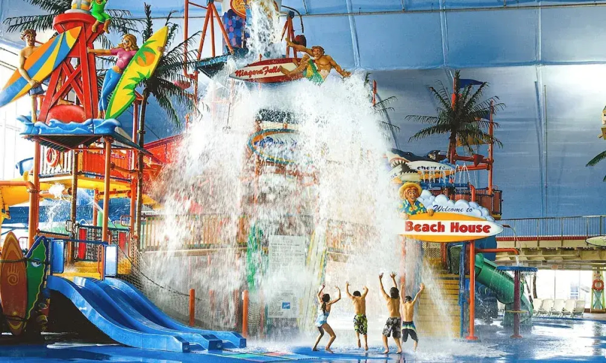 The Brock Niagara Falls Fallsview, Tapestry by Hilton