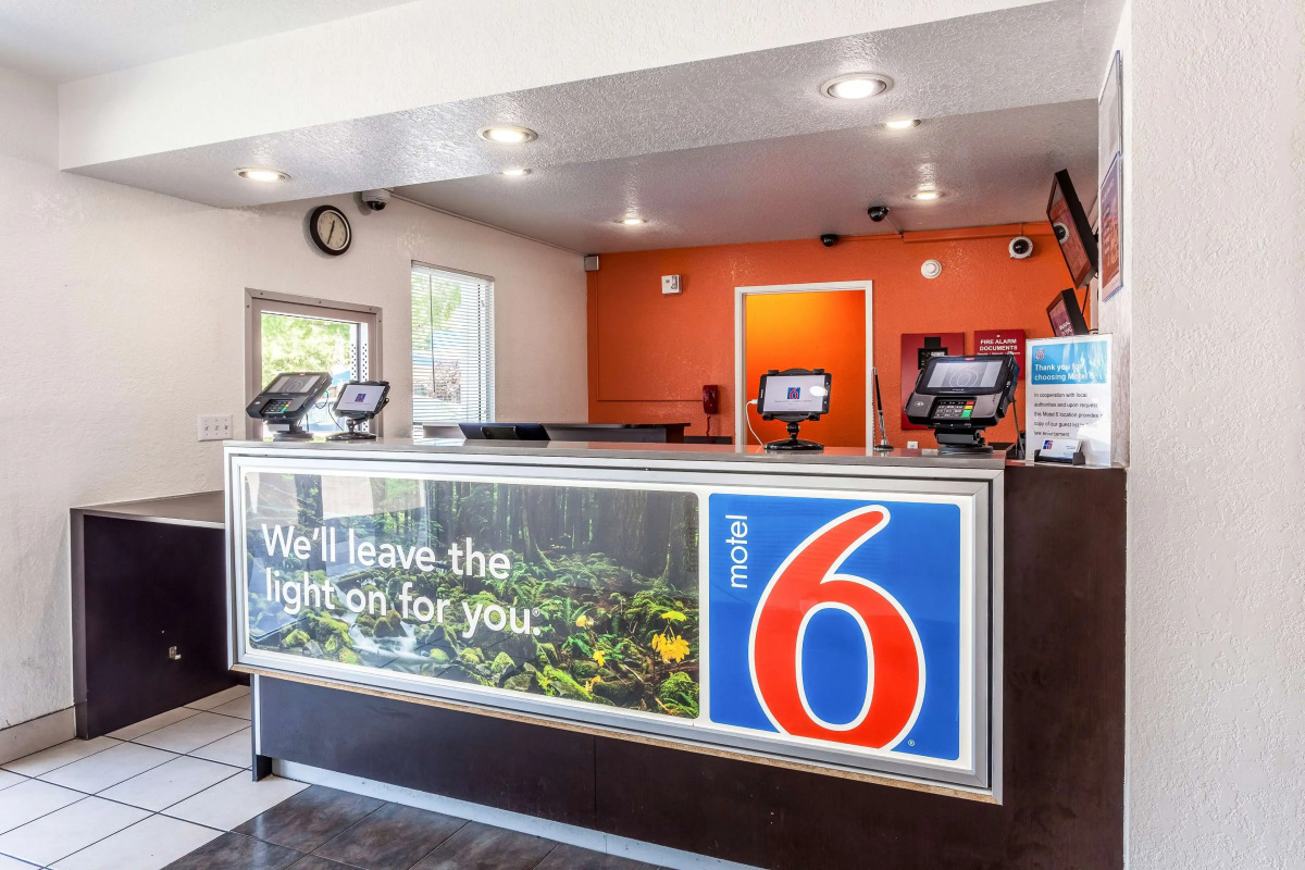 Motel 6 Sacramento, CA - Downtown