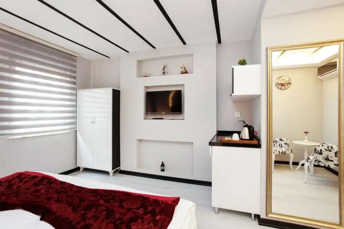 Taksim Doorway Suites