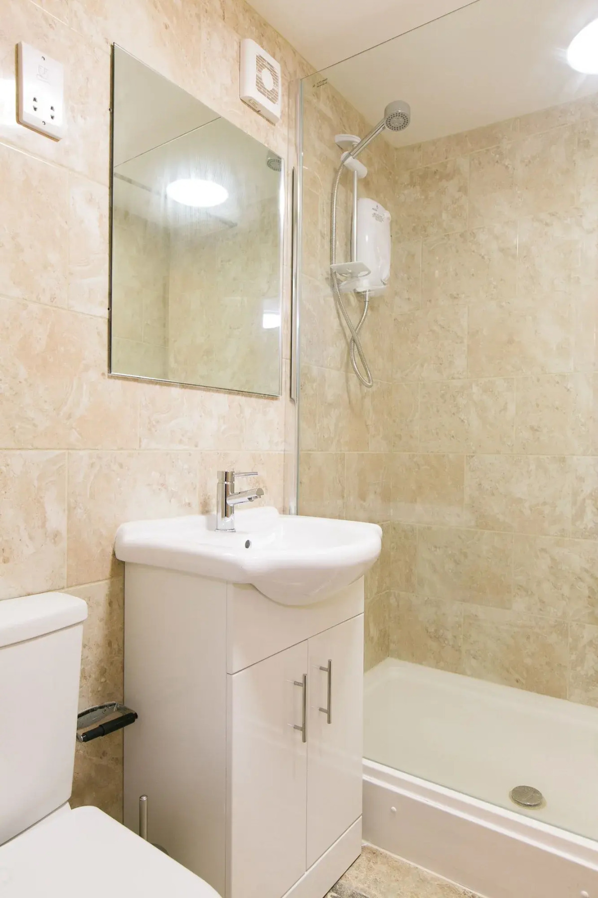 Belvilla Ilford Hill Hotel London