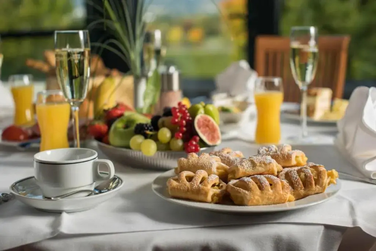 Trans World Hotel Donauwelle