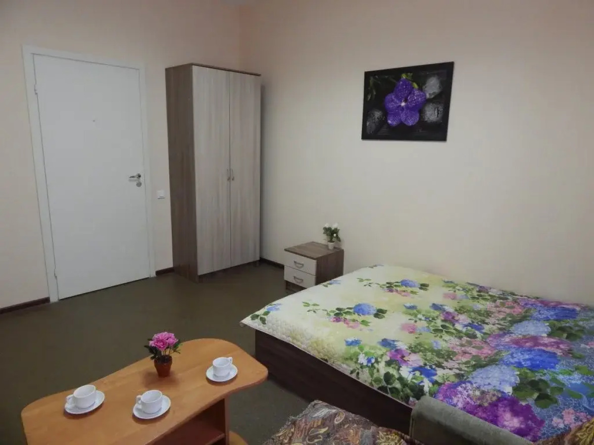 Advance-Trio Na Mokhovoy