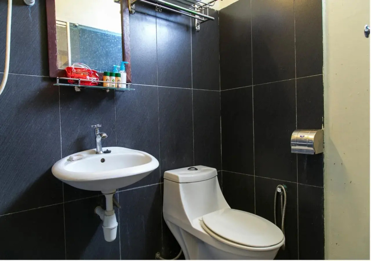 JAM Hotel near ERL Salak Tinggi Sepang