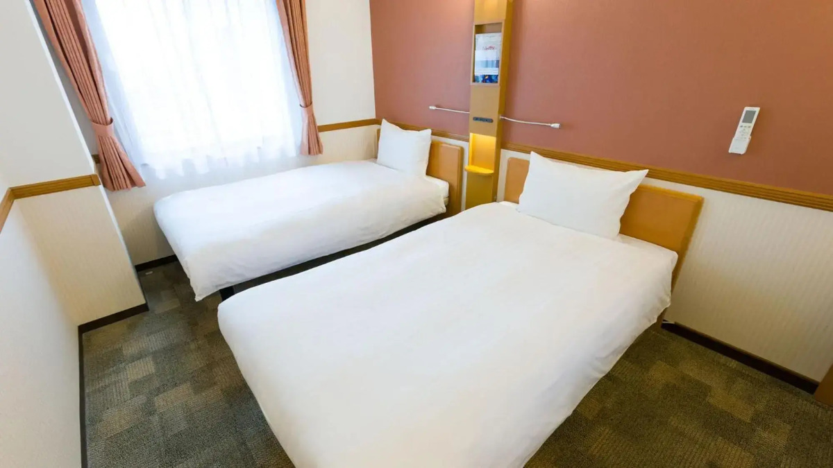 Toyoko Inn Yokohama Kannai
