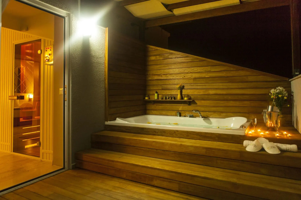 Letstay Hotel - Adults Only