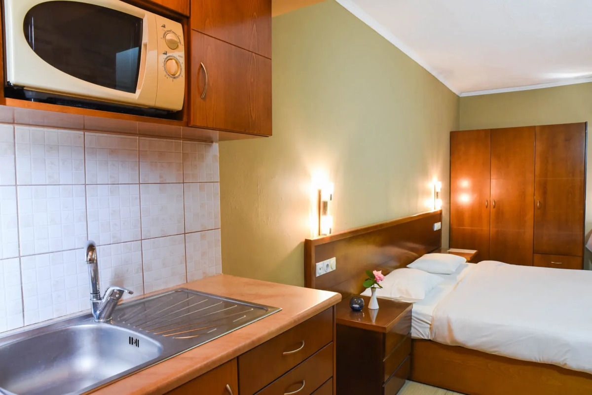 Sacallis Inn Beach Hotel