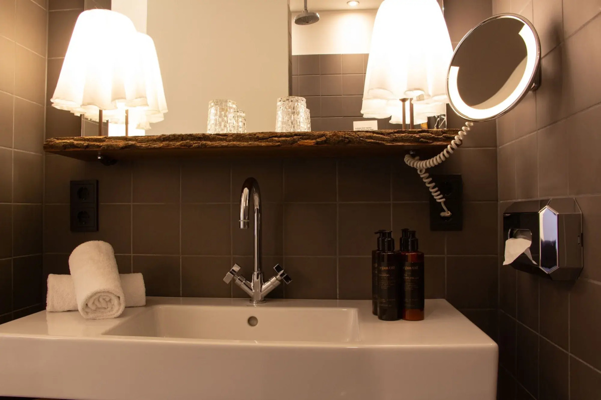 Numa Berlin Weinmeister