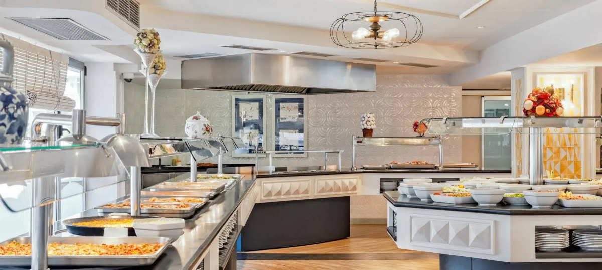 H10 Delfín - Adults Only