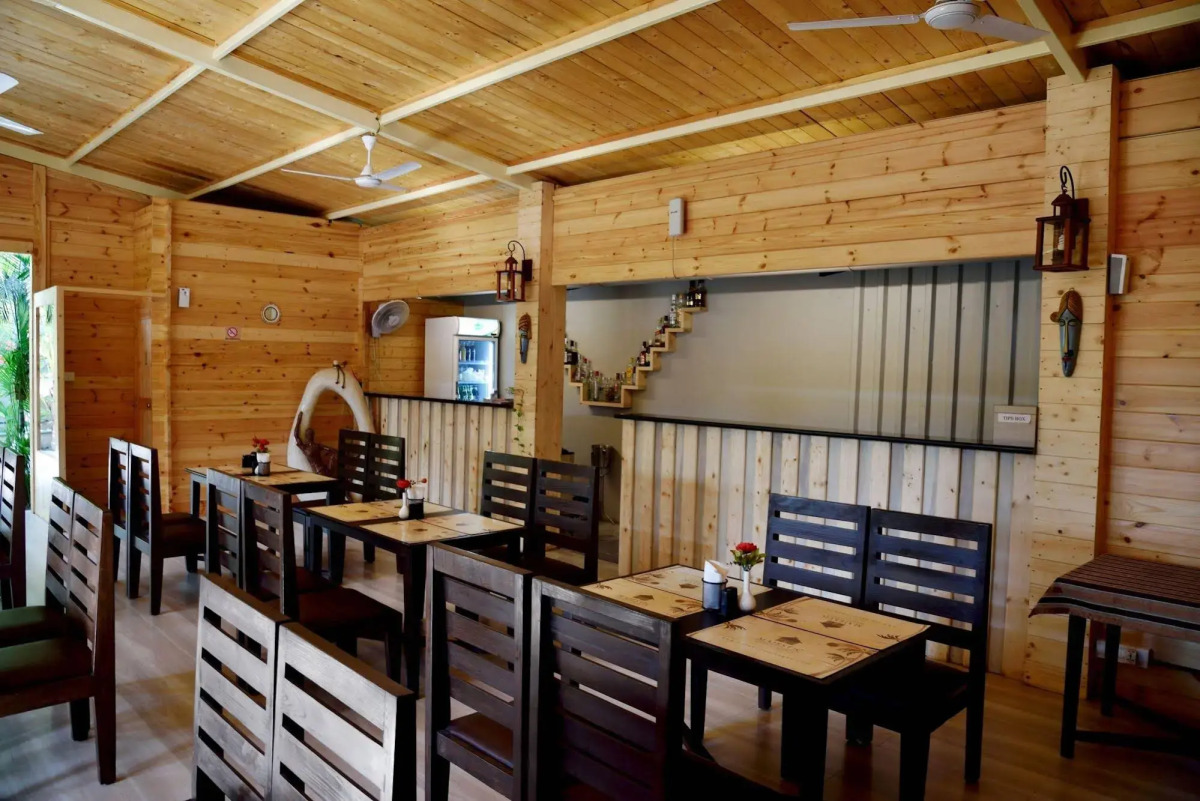 Majestic Beach Comforts