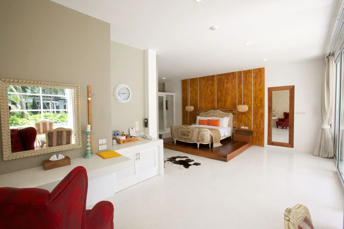 Summer Luxury Beach Resort and Spa