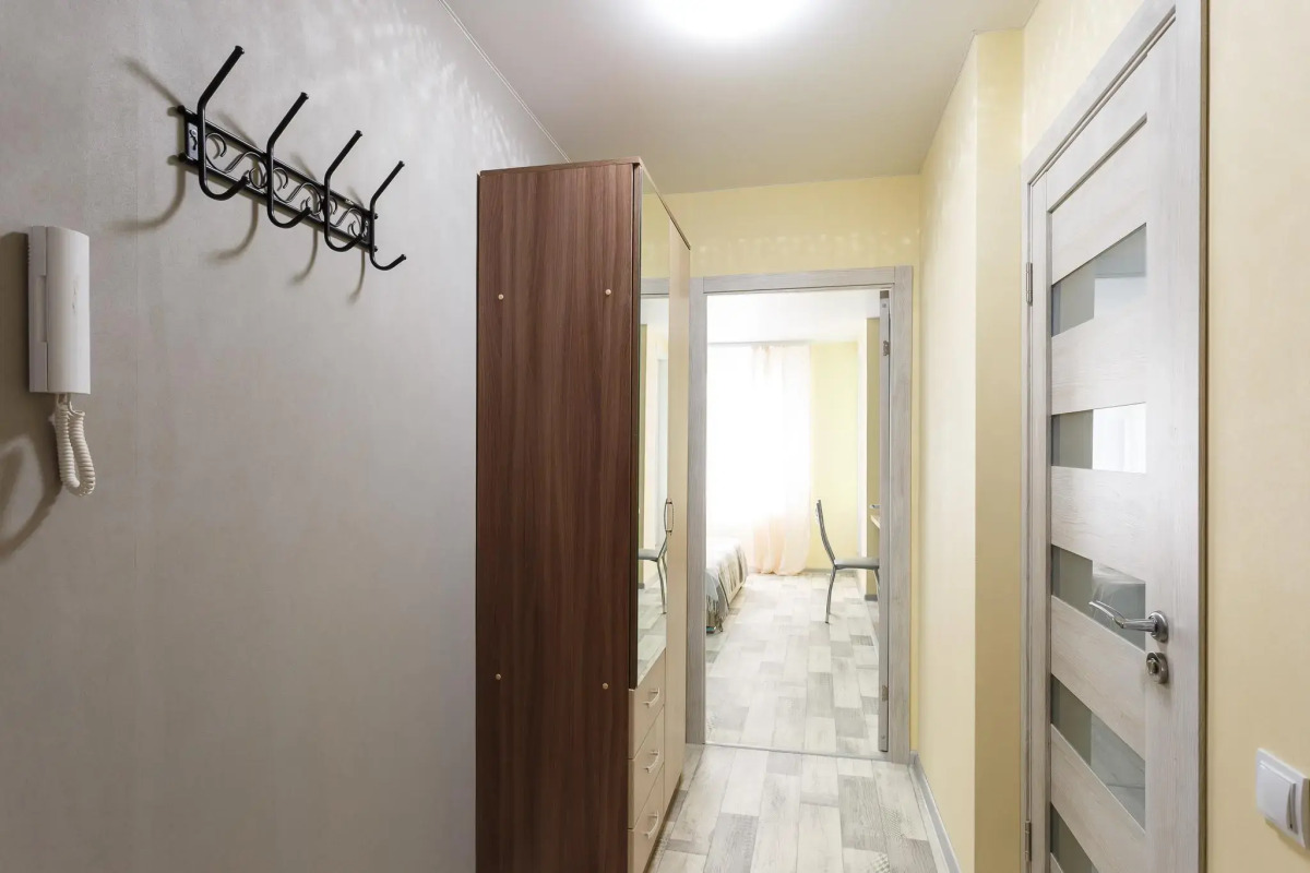 Две Подушки в микрорайоне Зеленый город 4