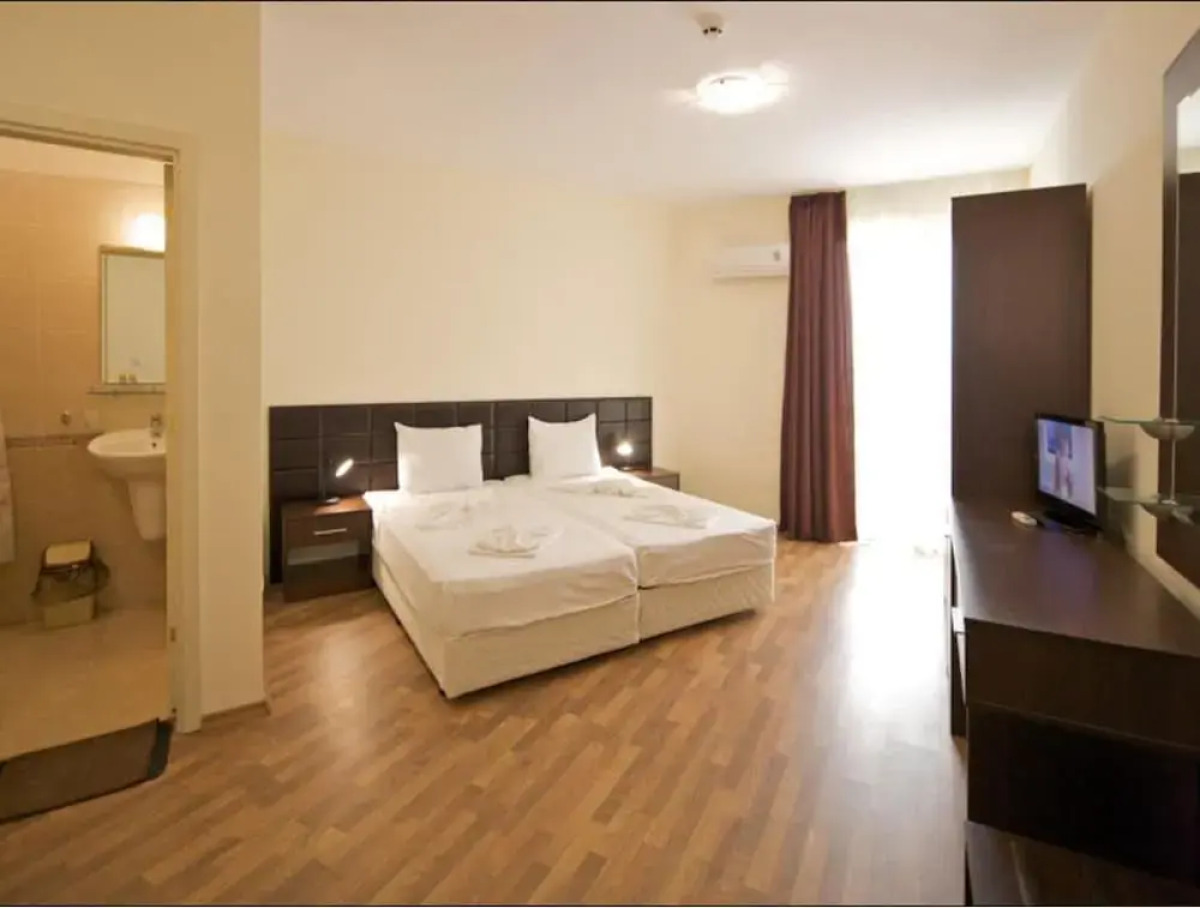 Hotel Golden Ina - Rumba Beach