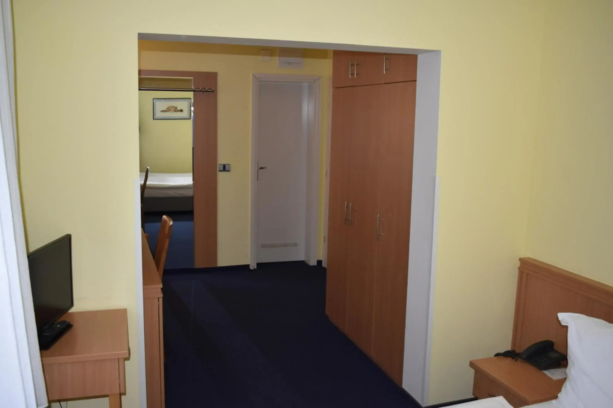 Hotel Tomislavov Dom