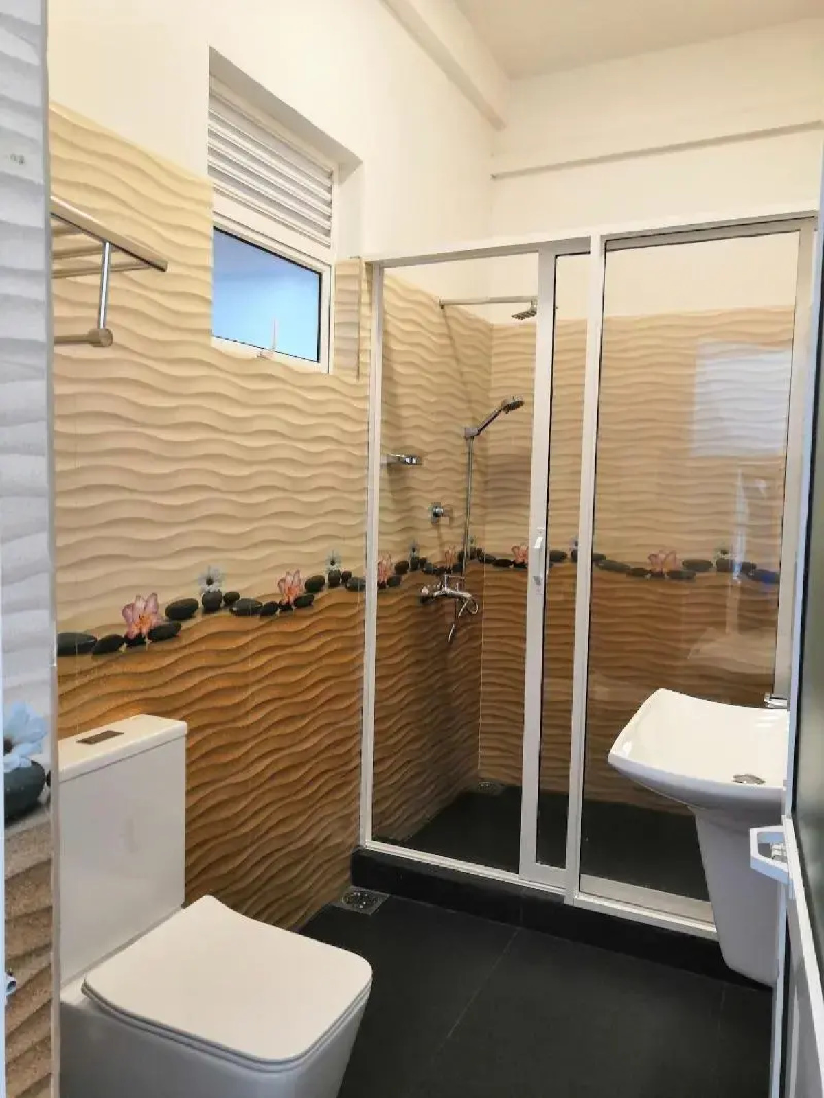 Randiya Sea View Hotel