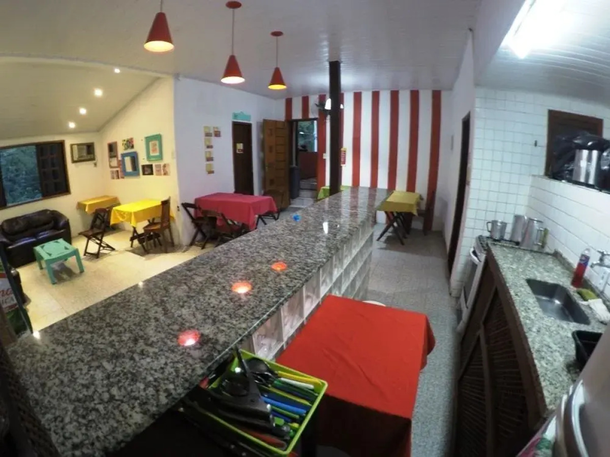 Beach House Ilha Grande - Hostel