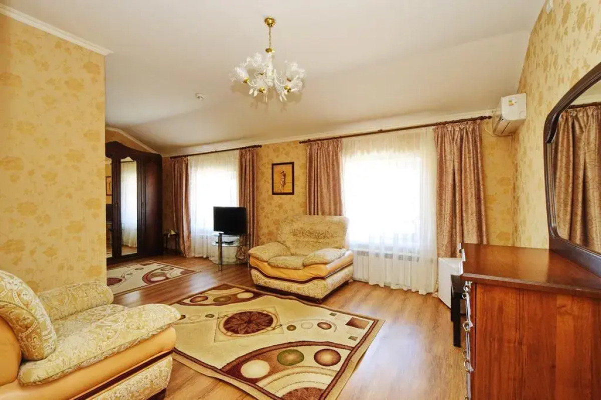 Александровский