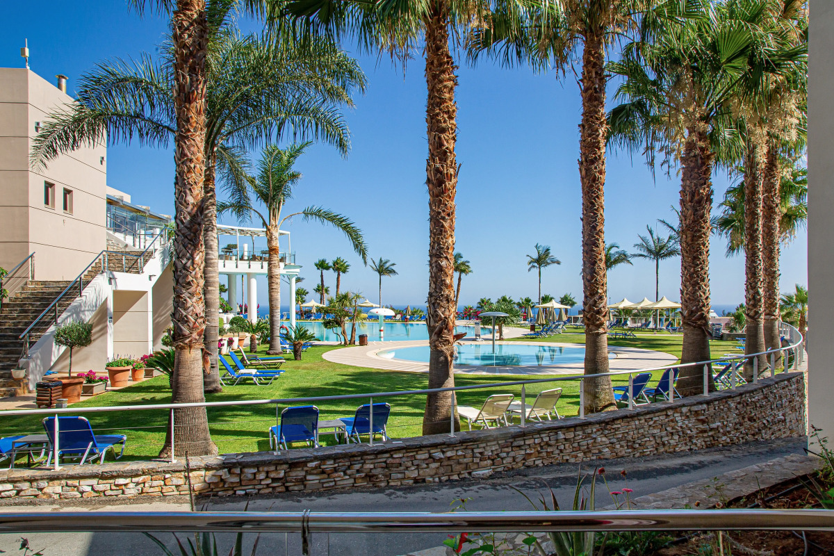 The Noverian Scenic Crete Hilltop Villa Resort & Spa