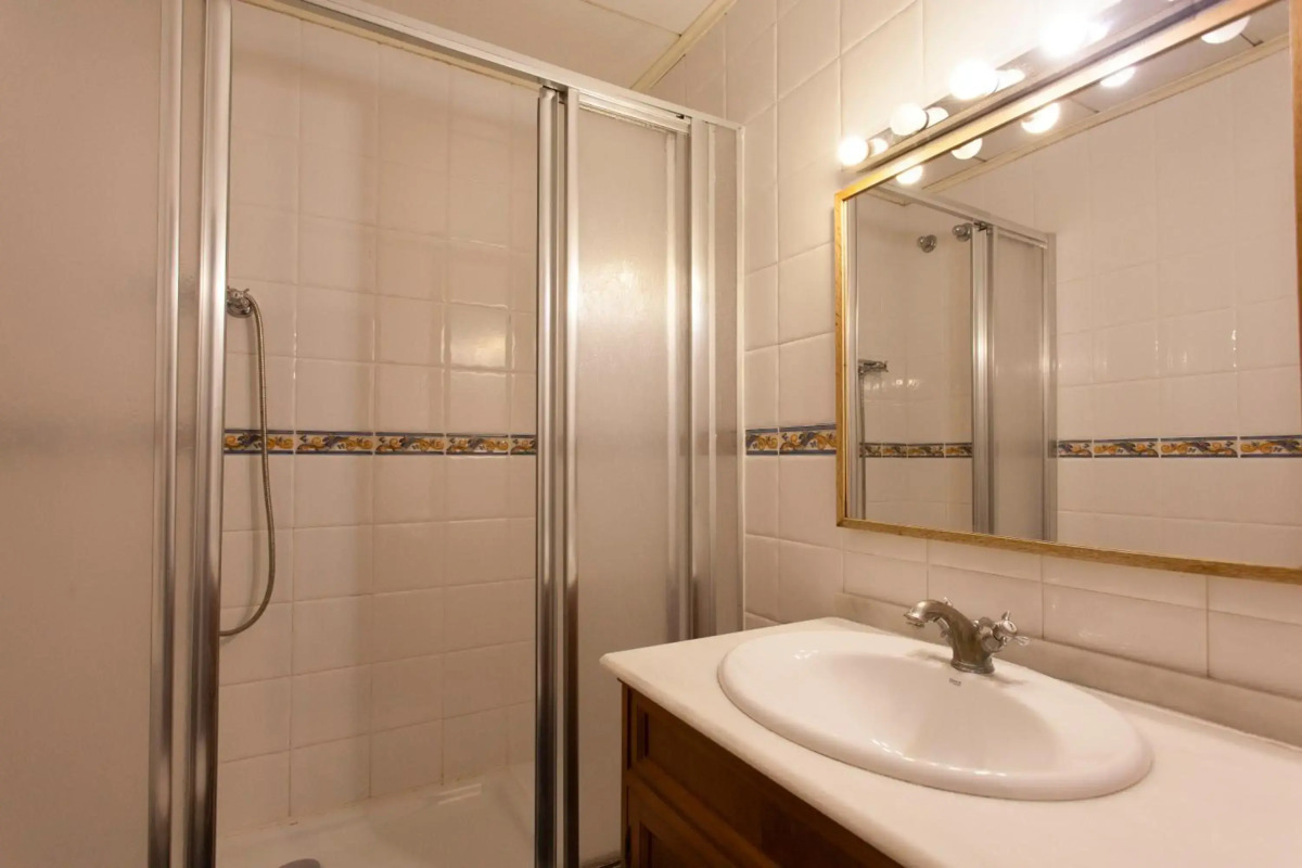 Las Ramblas Pasaje Bacardi Apartments