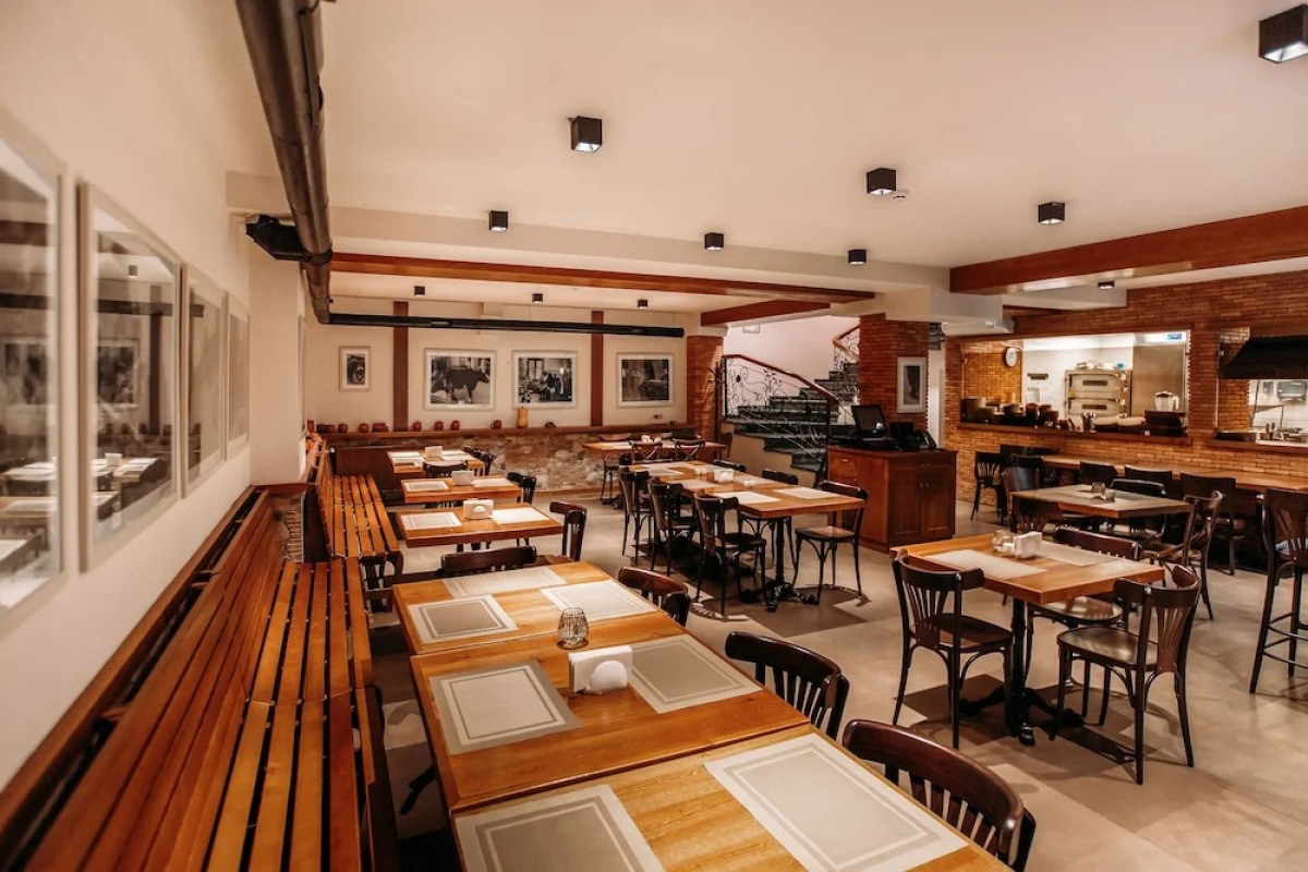 Отель Porta Caucasia