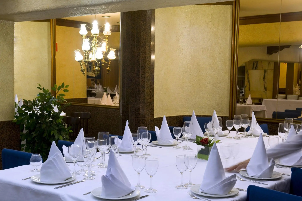 Отель Ciudad de Castelldefels