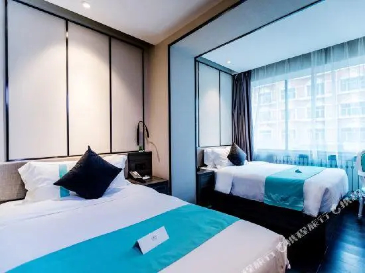 Xana Lite Heihe Russian Commodity Street Central Pedestrian Street