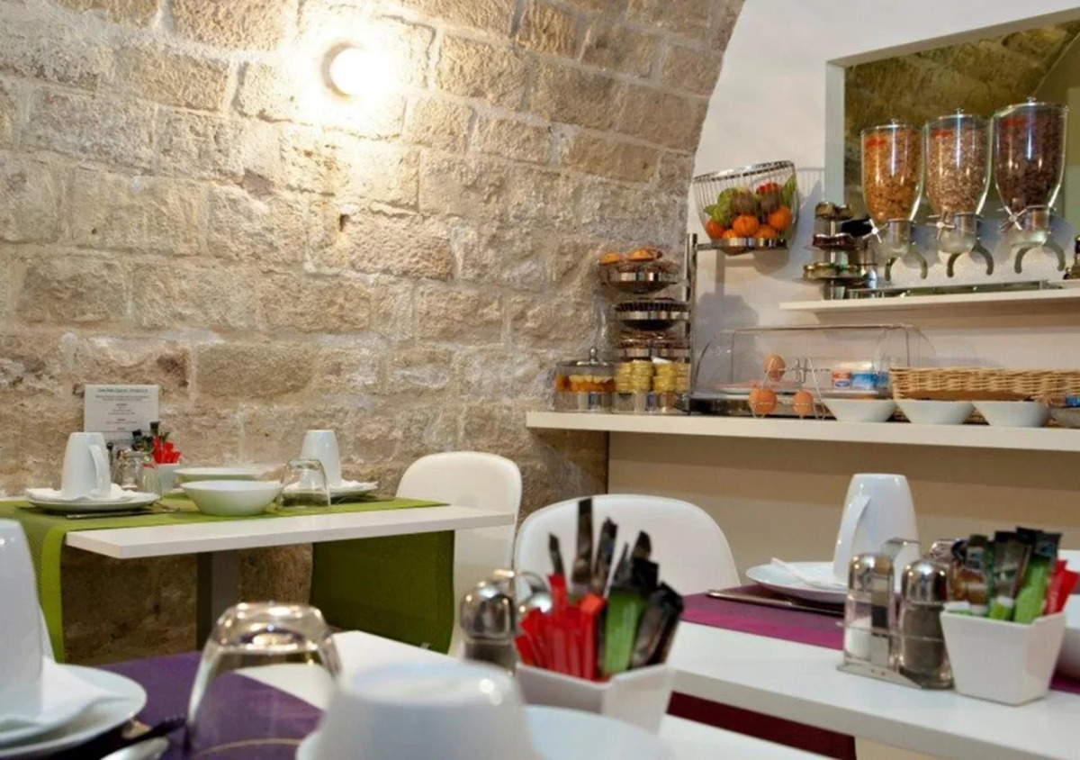 Hotel Elysée Secret