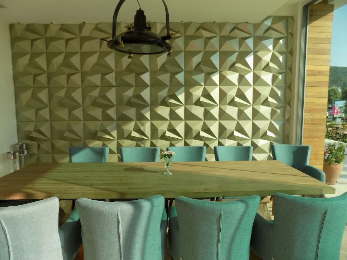 Marine Suites and Spa