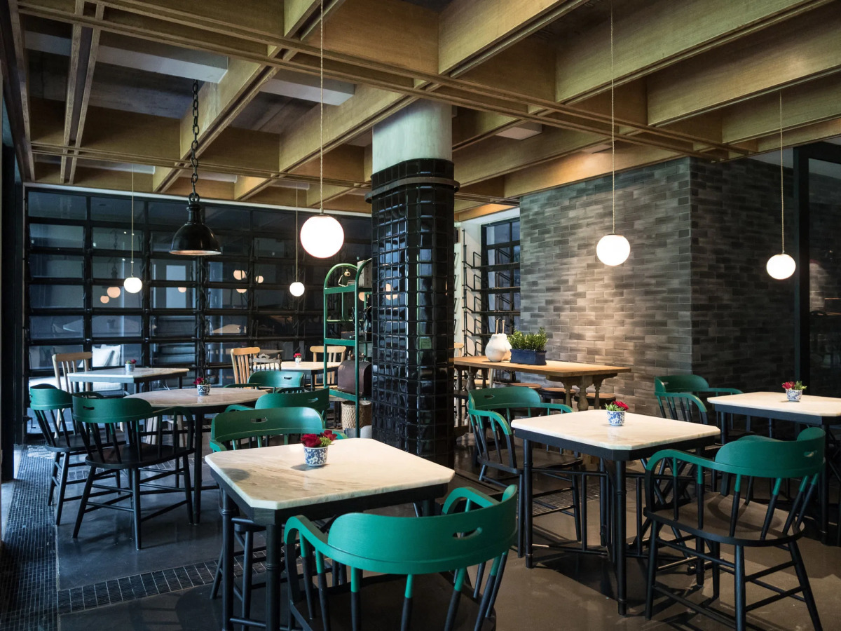 Hotel Ping Silhouette