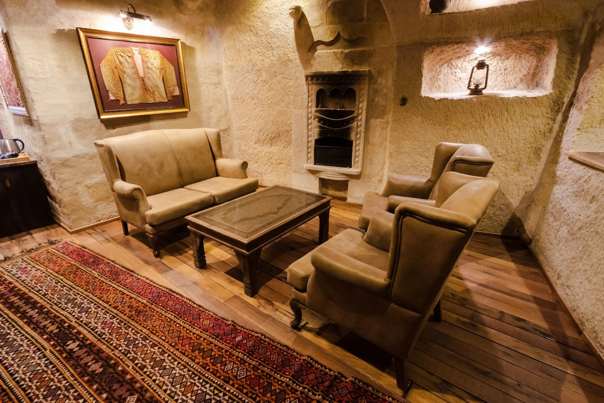 Sultan Cave Suites