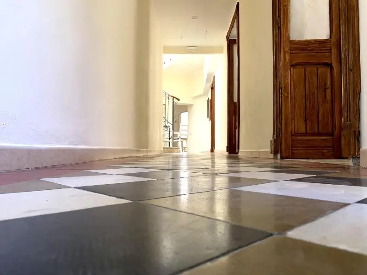 Domo Achenza Guesthouse