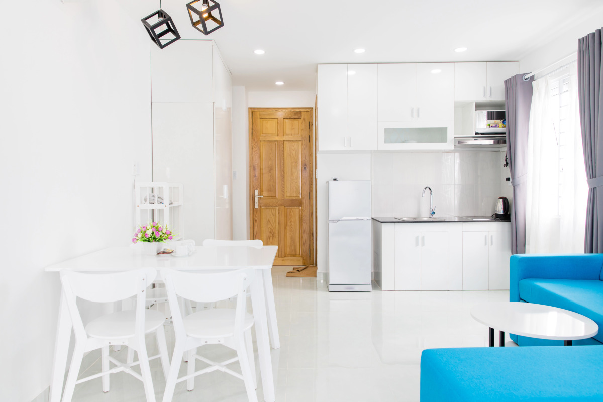 RedDoorz Plus near Nguyen Hue Walking Street