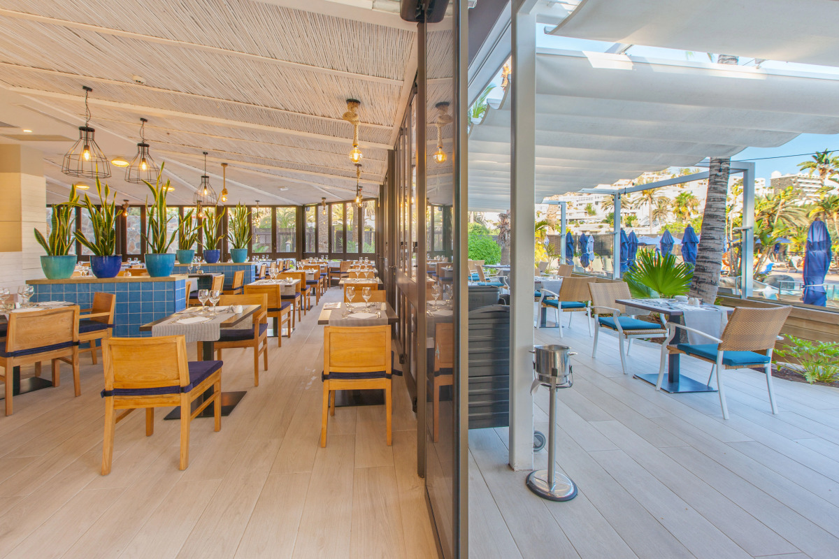 Corallium Beach by Lopesan Hotels - Adults Only