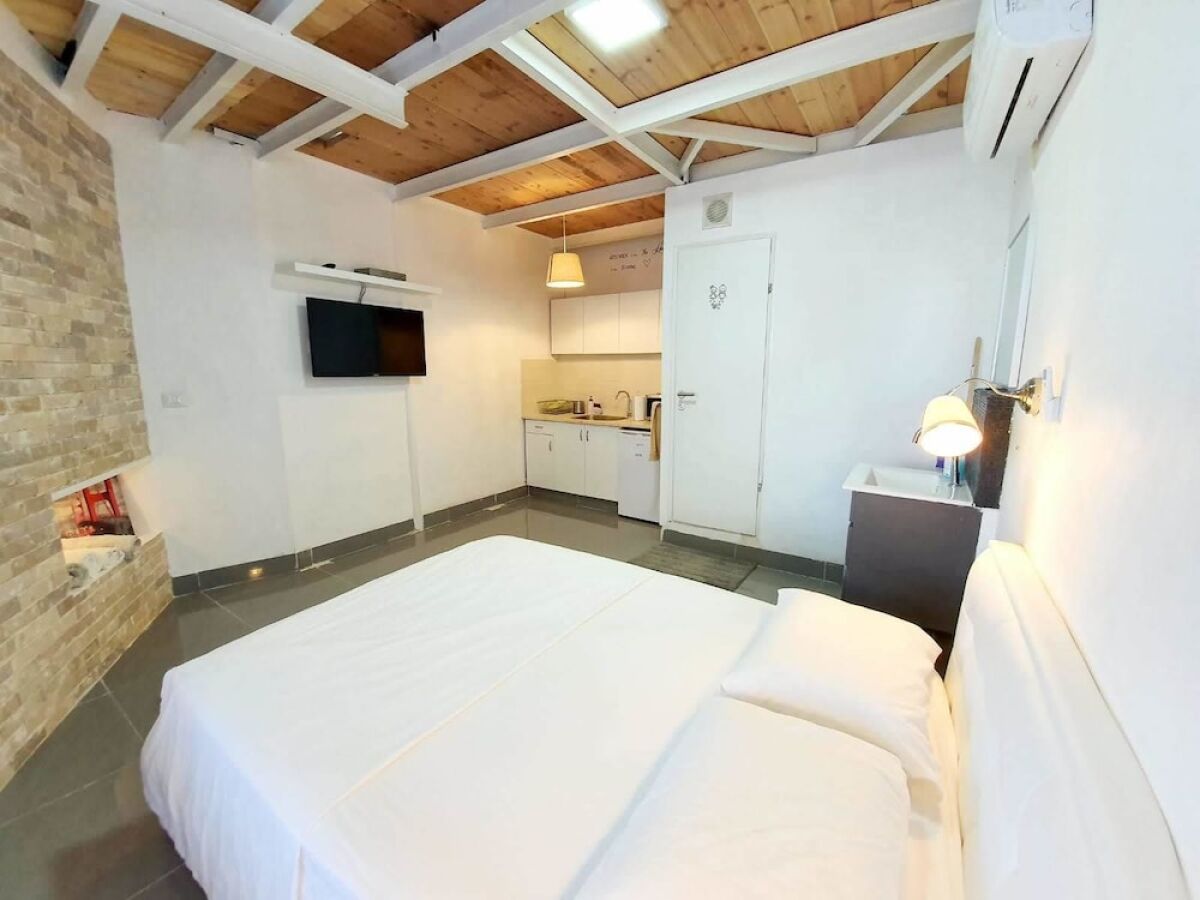 Agas Holiday Apartments - Gai Boutique