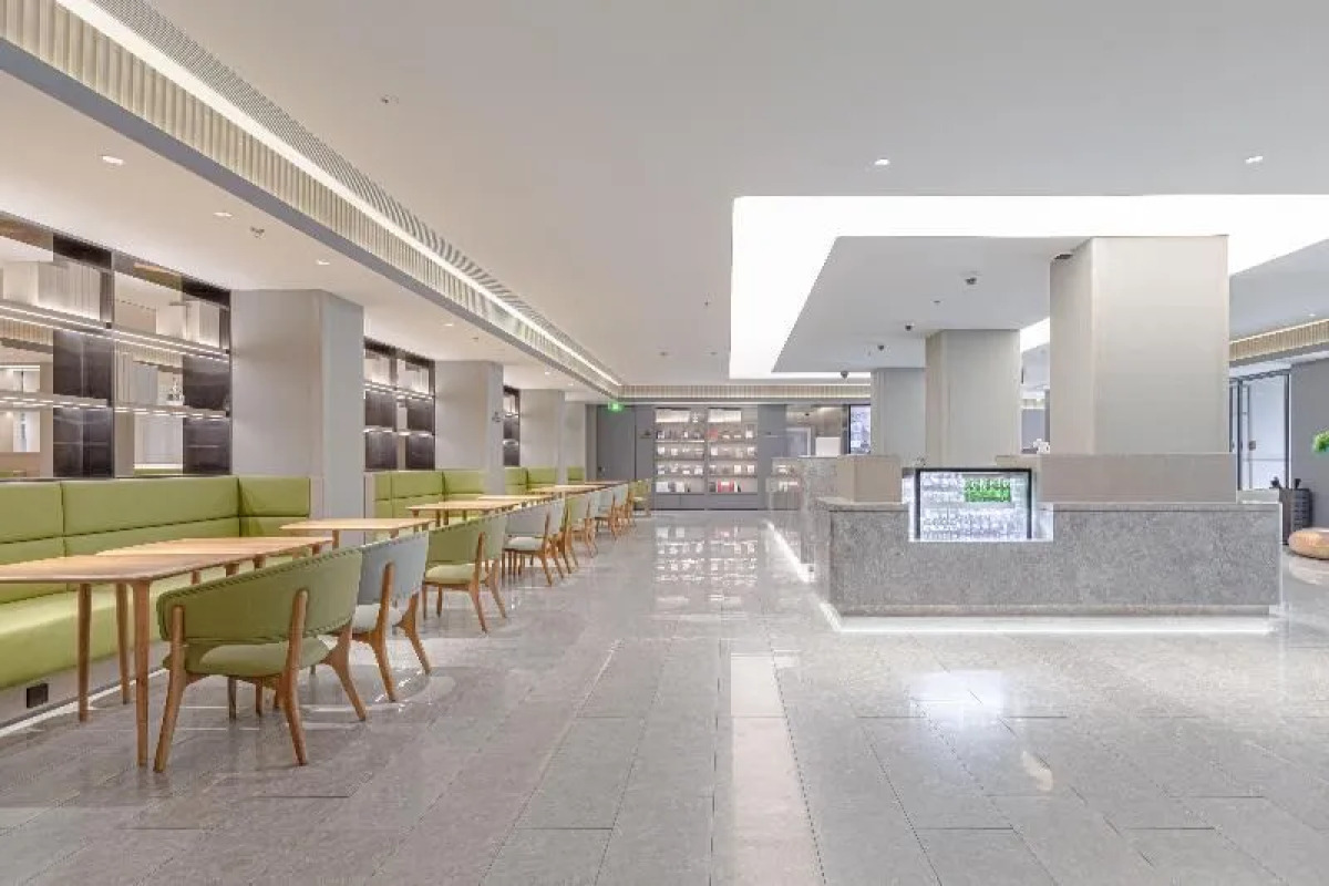 Ji Hotel (Shanghai Lujiabang Road Metro Station)