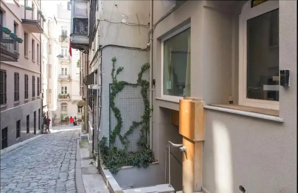 Mayer Sahkulu Suites