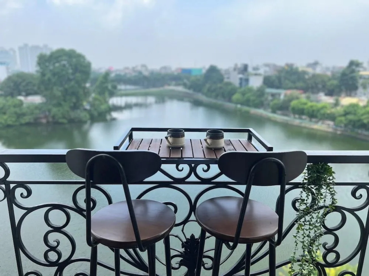 iRest Orange Tay Ho Lakeside Apartment