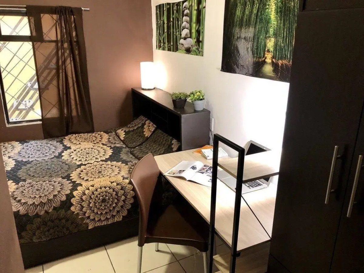 Roomies Hostel Centro Medico