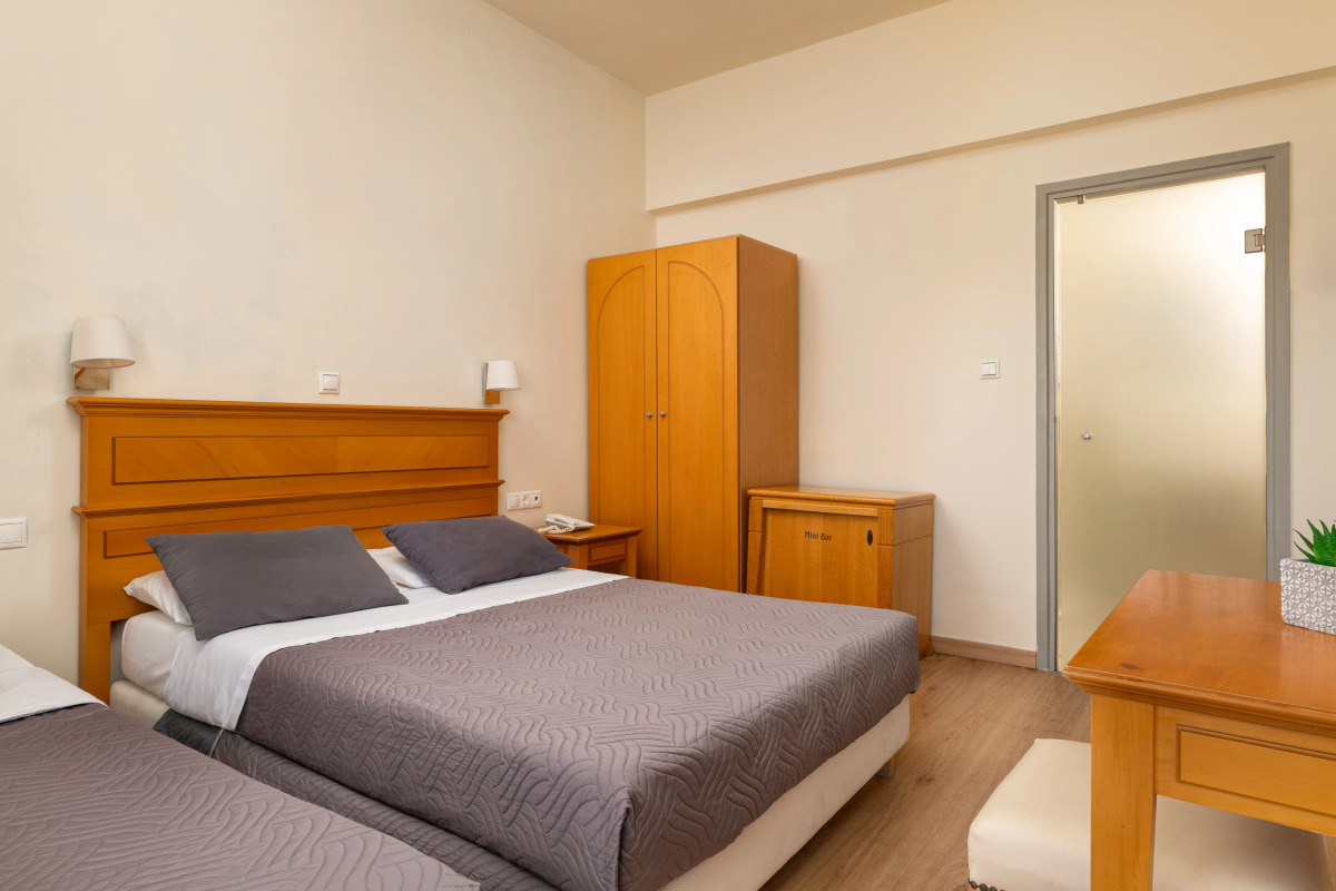 City Plus Rhodes Hotel