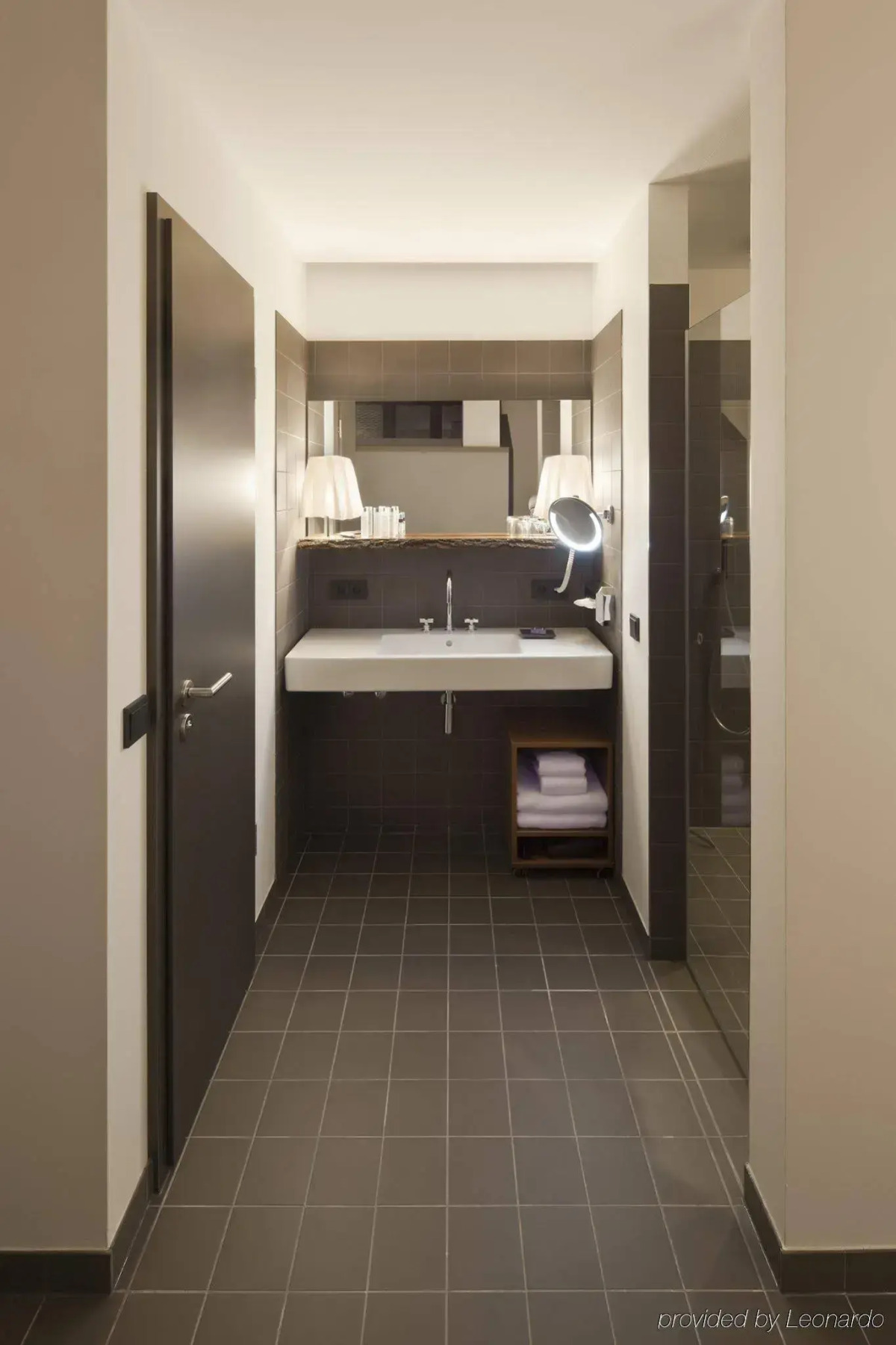 Numa Berlin Weinmeister