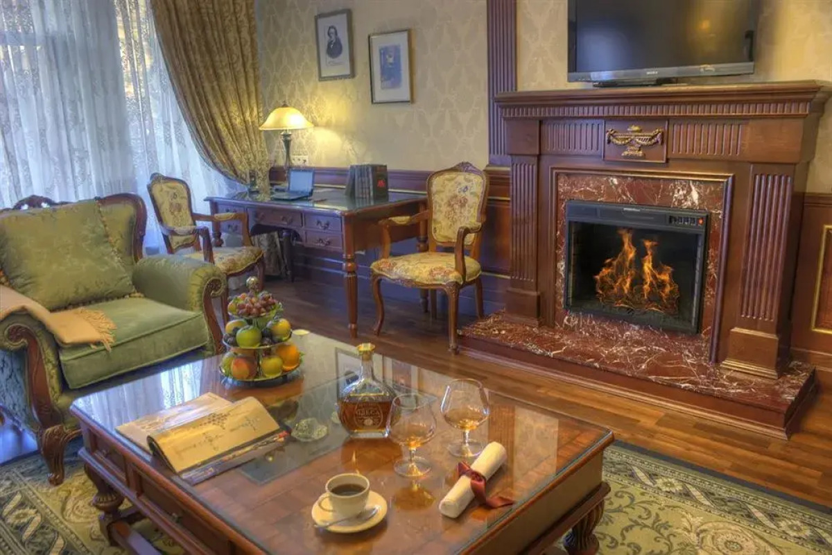 Отель «Фредерик Коклен»