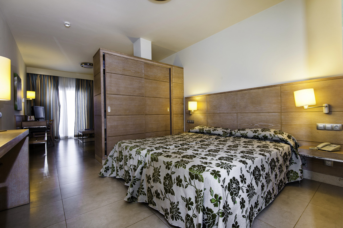 Kn Hotel Arenas del Mar - Adults Only